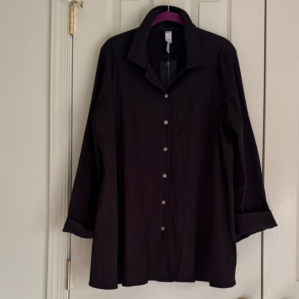🖤 Marla Wynne Crinkle Button-Front Tunic Top – Black, Size XL